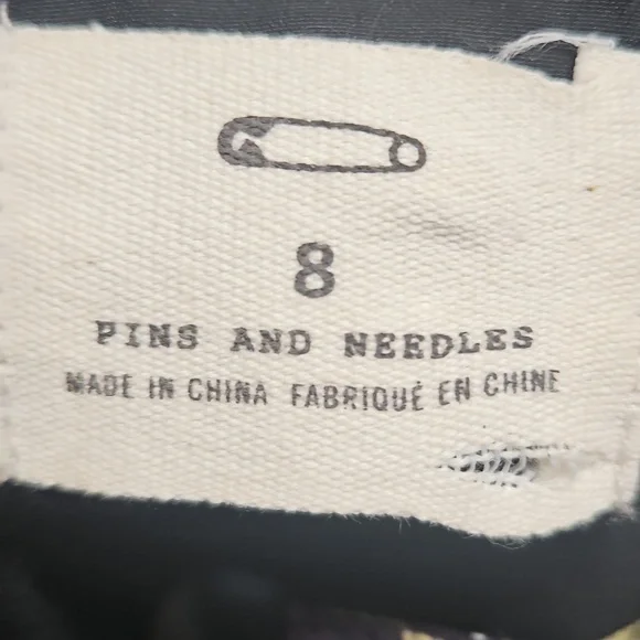 Pins & Needles Floral DRESS - Picture 5 of 5